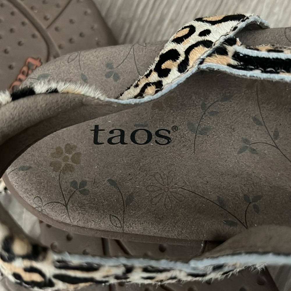 Taos sandals/10 - Picture 4 of 4